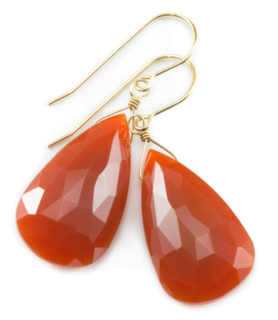 A Flame in Stone: Unraveling the Intriguing History of Carnelian