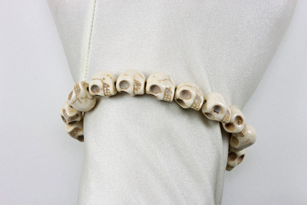 Skull Bracelet White Black Turquoise Blue Howlite Stone Skulls 7 8 Inch Man Men&