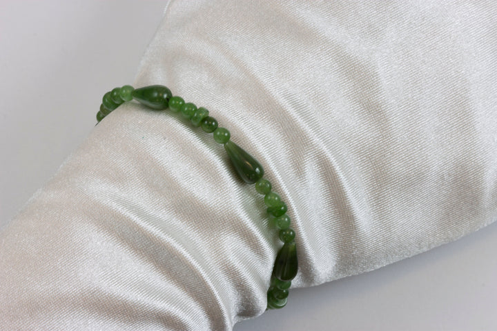 Jade Bracelet Green Nephrite Adjustable 7 8 Inches Inch Simple Everyday Stretch Easy Wear Natural Stones Different Shapes Round  Teardrop