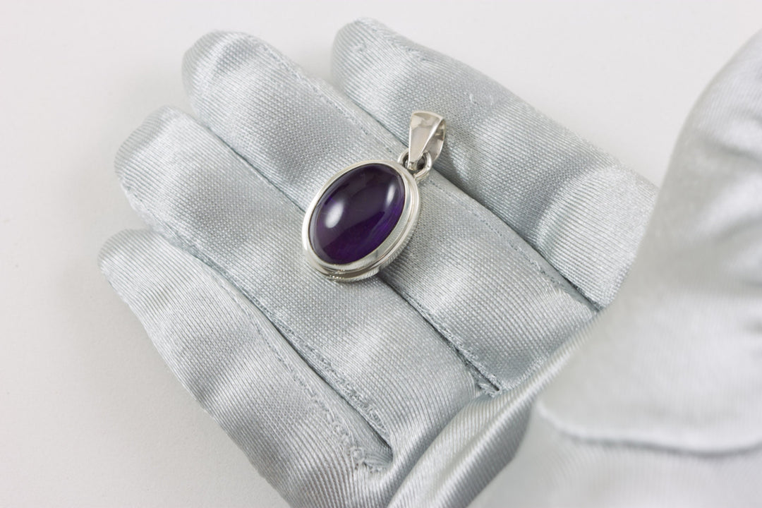 Natural Purple Amethyst Necklace Pendant smooth Sterling Silver Oval Bezel Set Cabachon Simple Design Deep Rich Purple Simple classic design